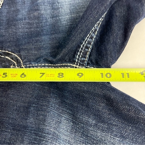 Silver SUKI Blue Jean Shorts Sz 28 (5/6) Dark Wash Embroidery Loose Stitch - Picture 8 of 11